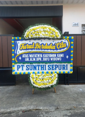 Papan Bunga Duka di Gunungpayung
