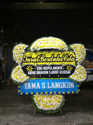 Papan Bunga Duka di Gunungpayung